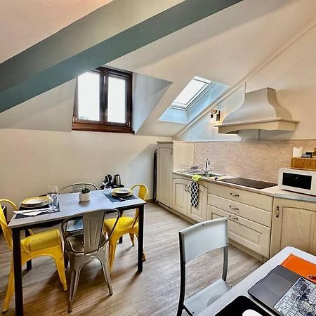 63 Passi Dal Lago In Centro By Revenue House Como Kültér fotó