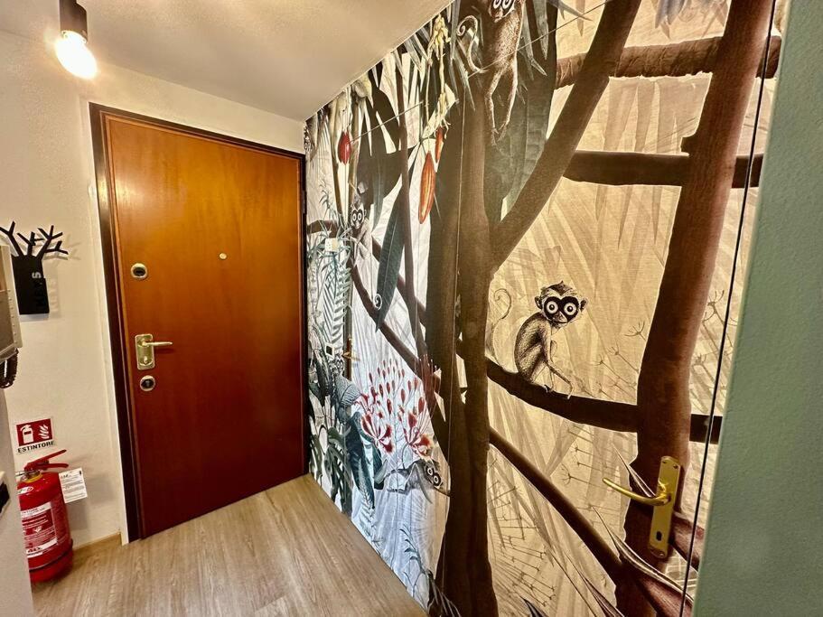 63 Passi Dal Lago In Centro By Revenue House Como Kültér fotó
